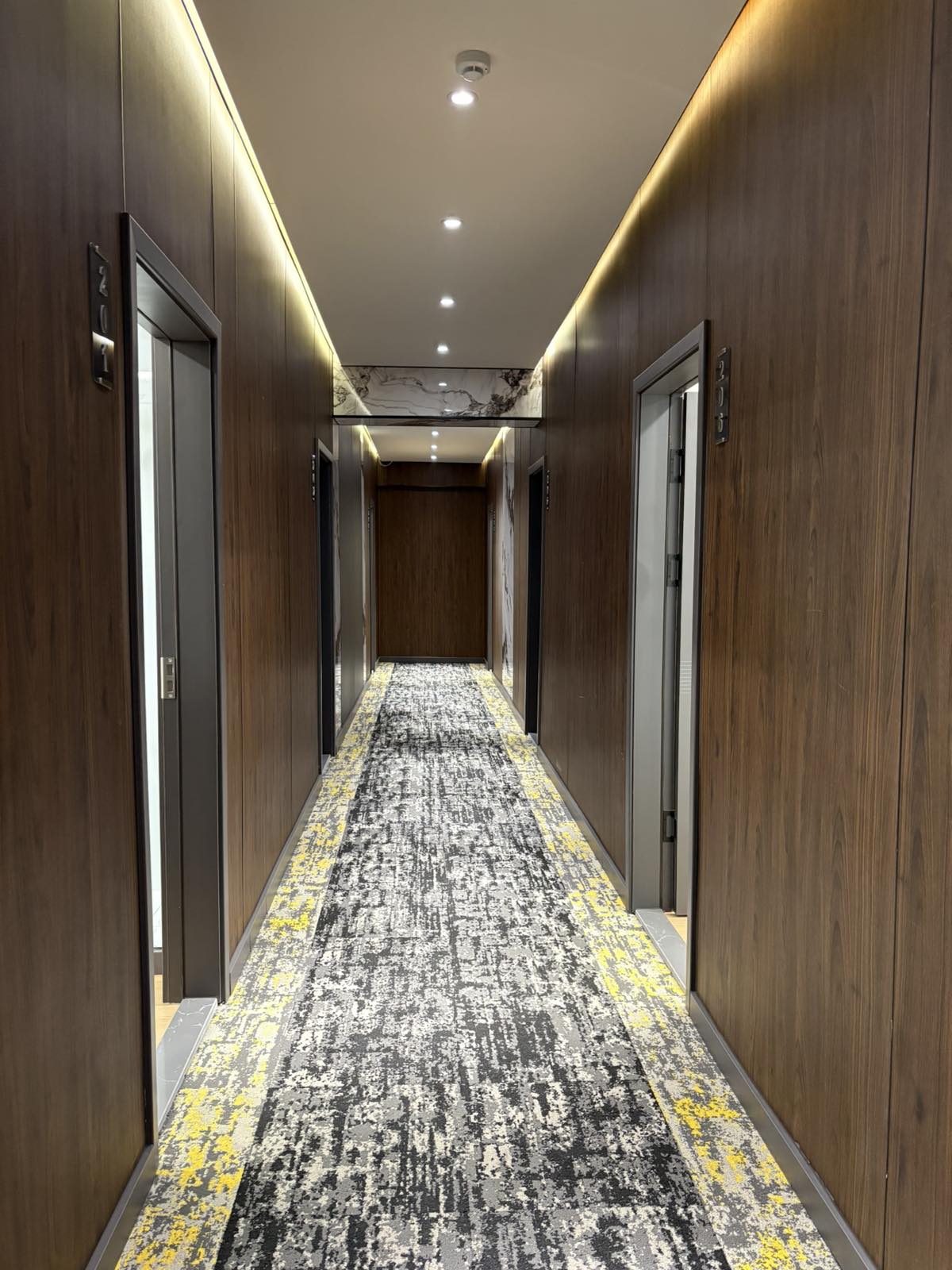 M hotel / М зочид буудал — зураг 3