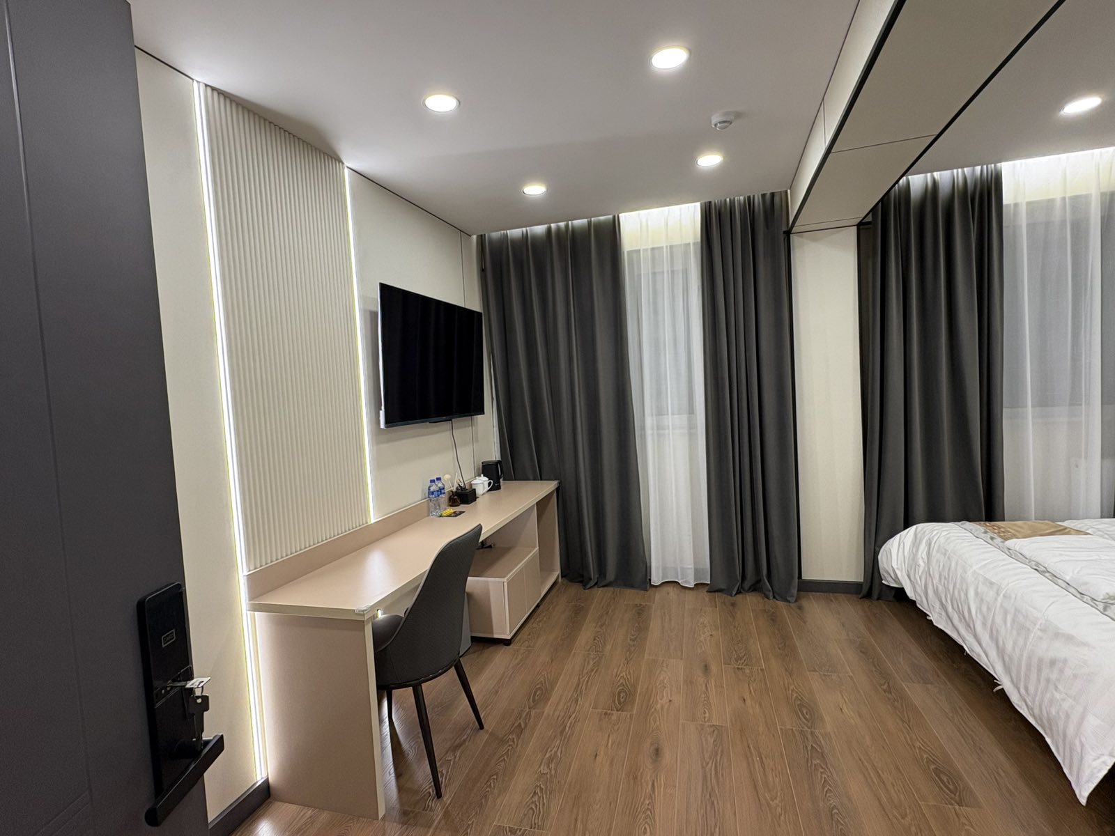 M hotel / М зочид буудал — зураг 7